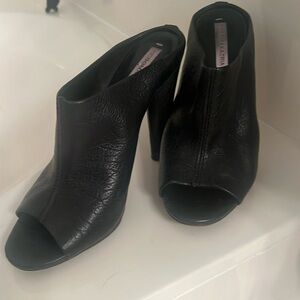 BCBG Max Azria leather 4inch open toe mules.size 8.5